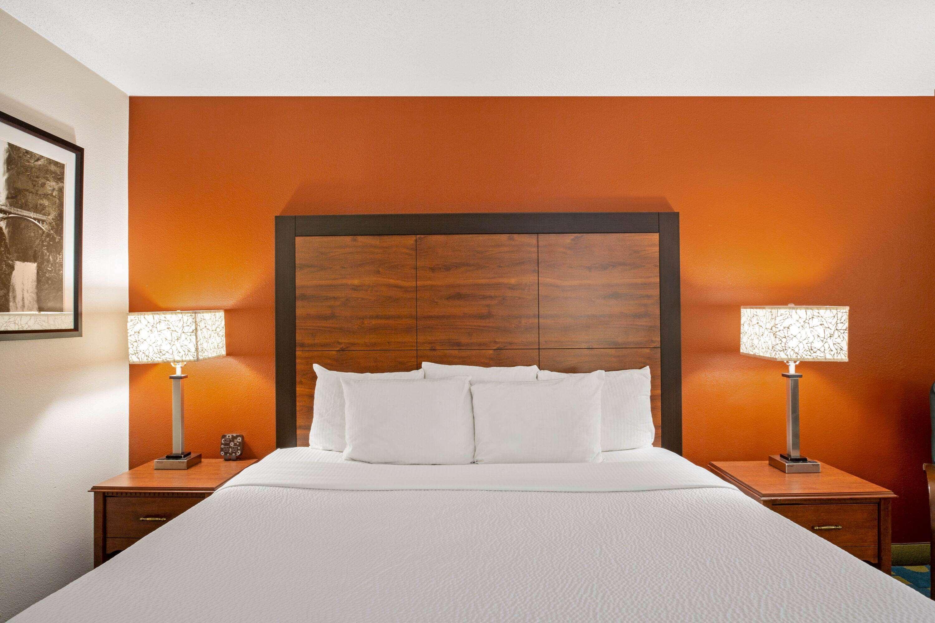 La Quinta Inn By Wyndham Auburn Worcester Exterior photo
