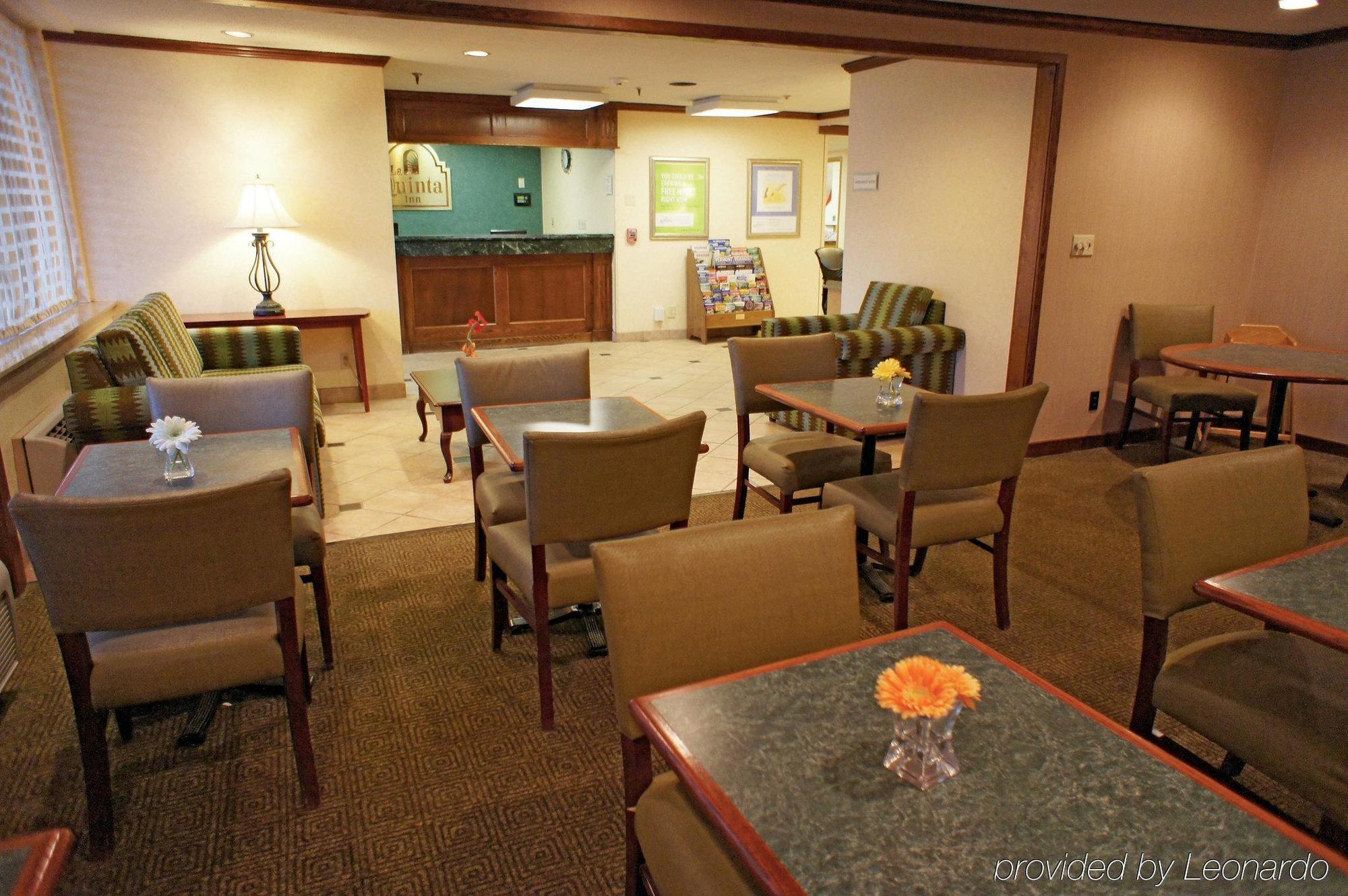 La Quinta Inn By Wyndham Auburn Worcester Exterior photo